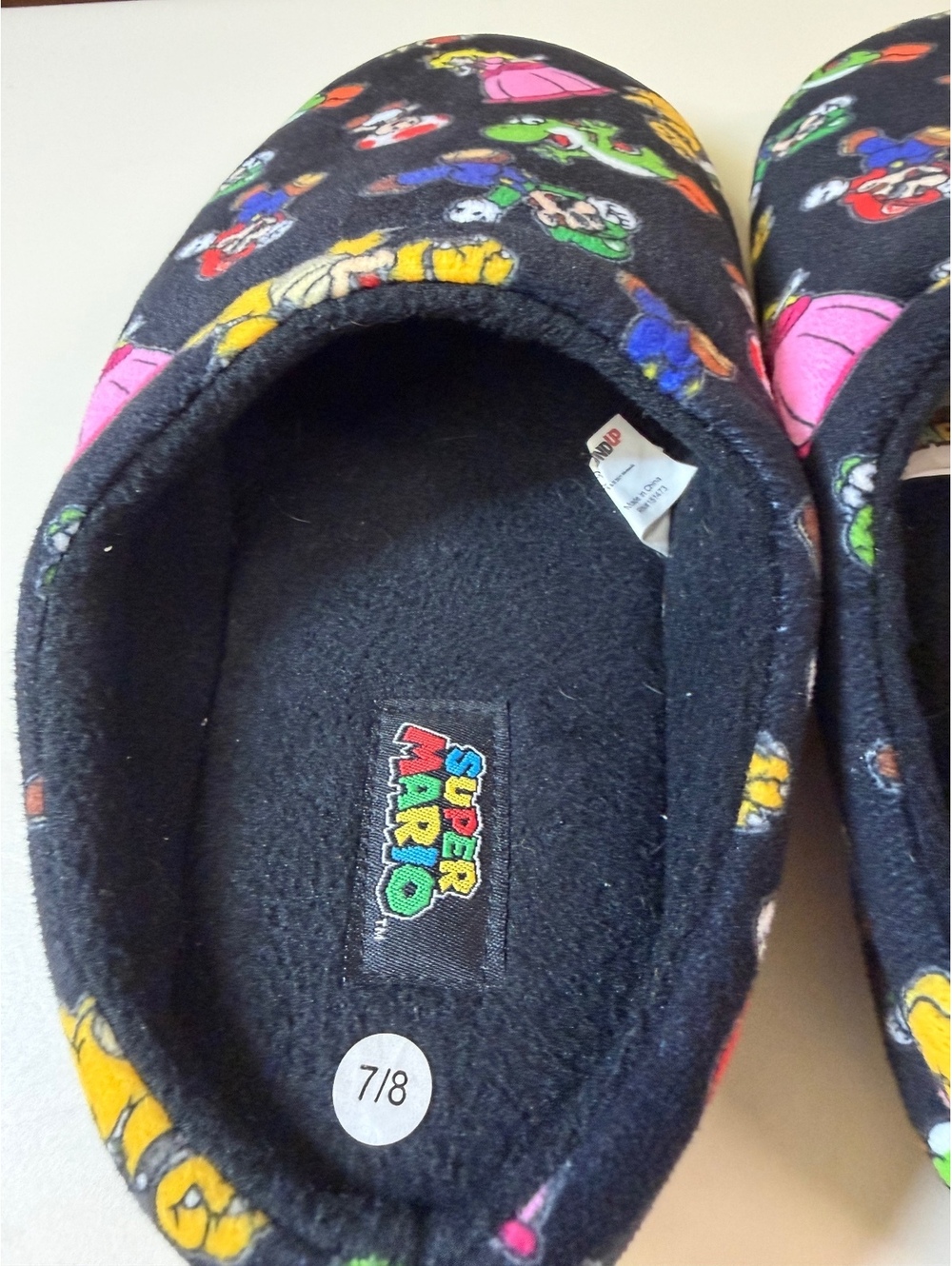 Super Mario Character Print Cozy Slip-On Slippers Size 7/8 - Picture 5 of 7